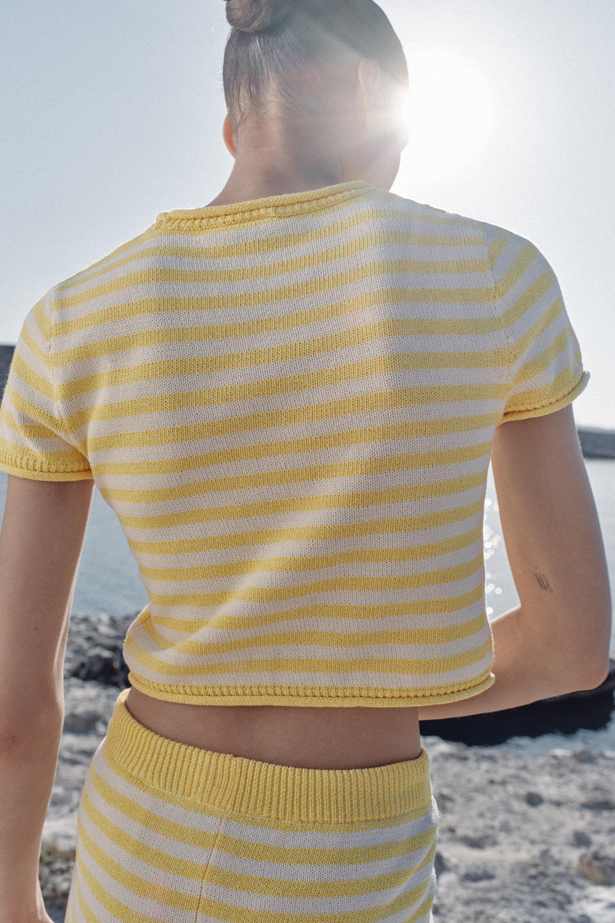 STRIPED KNIT CROP TOP